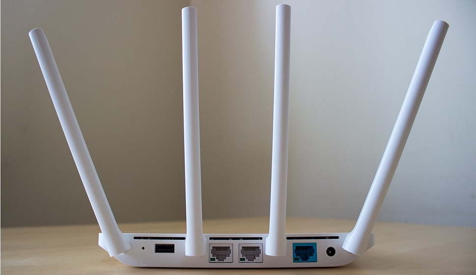 удобное расположение функциональных разъемов